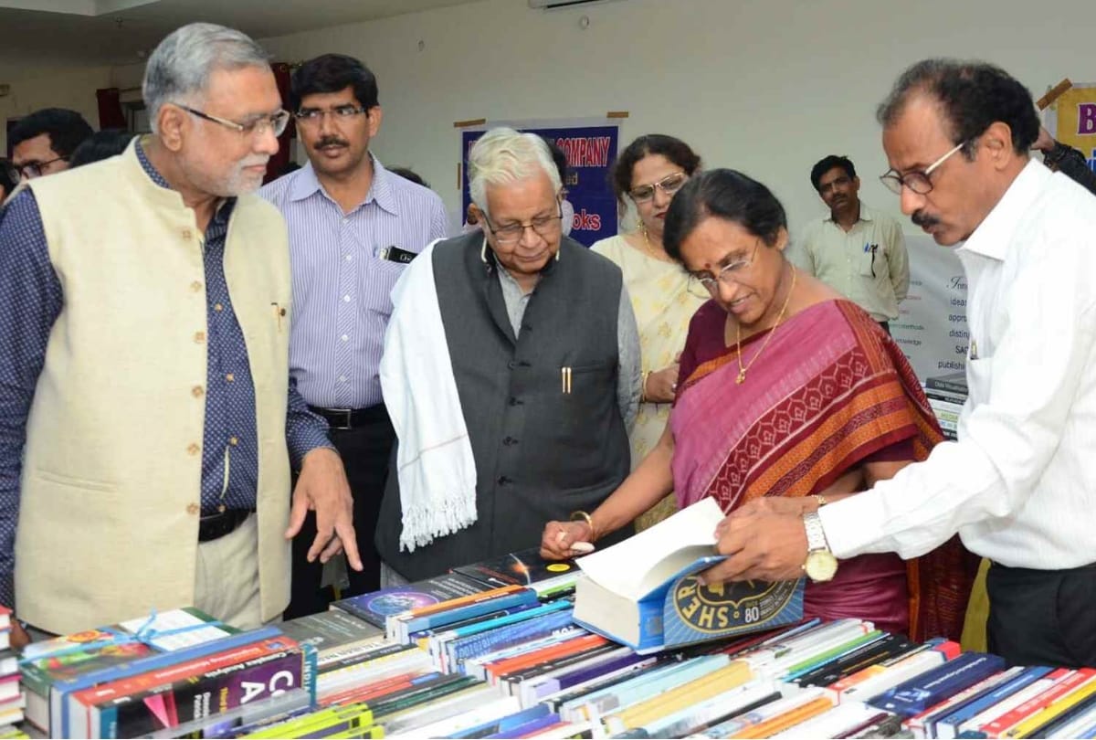 skill development center will open in urdu university