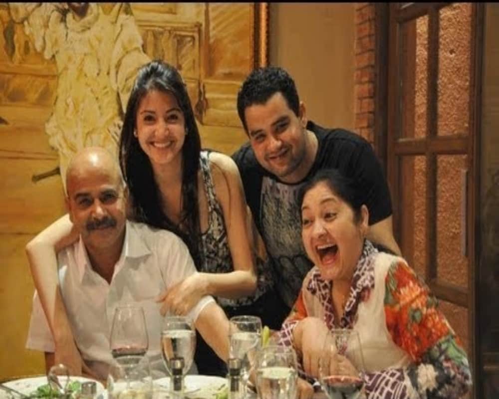 Rare Unseen Photos of Birthday Girl Anushka Sharma