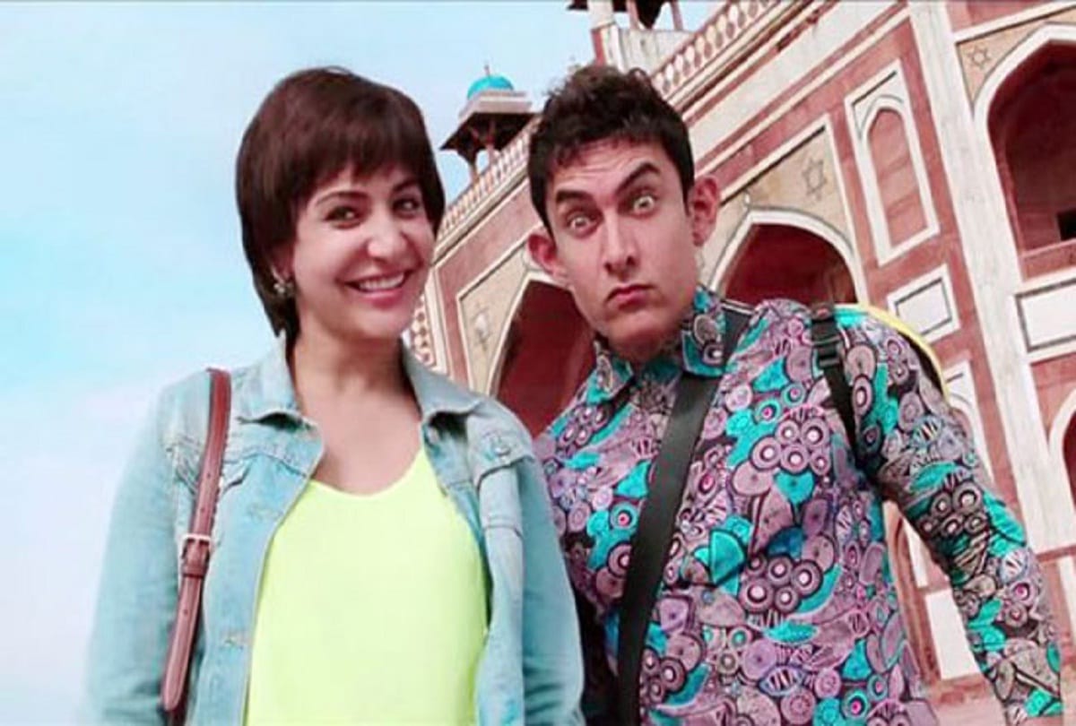 how Anushka Sharma in school reveals her junior 