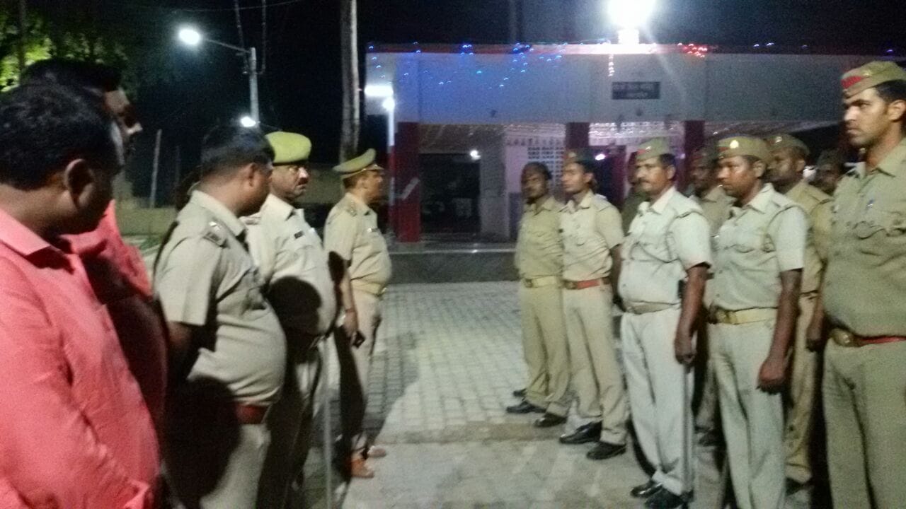 Girlfriend came with police at bride home before grrom come