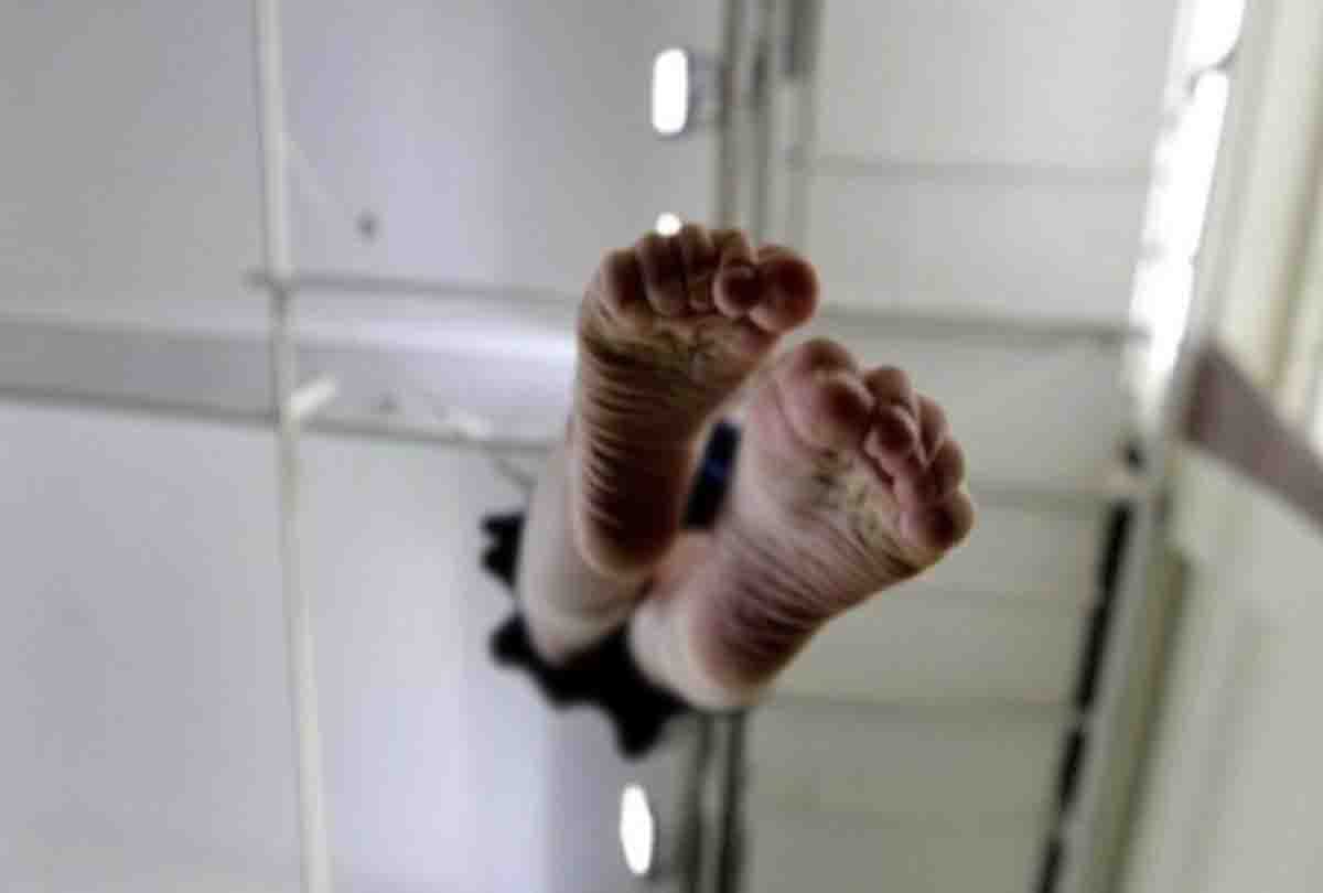 newly bride hanged in up