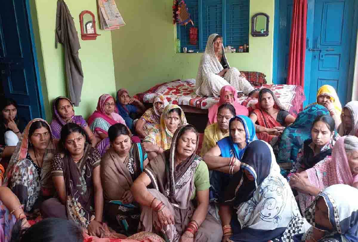 newly bride hanged in up