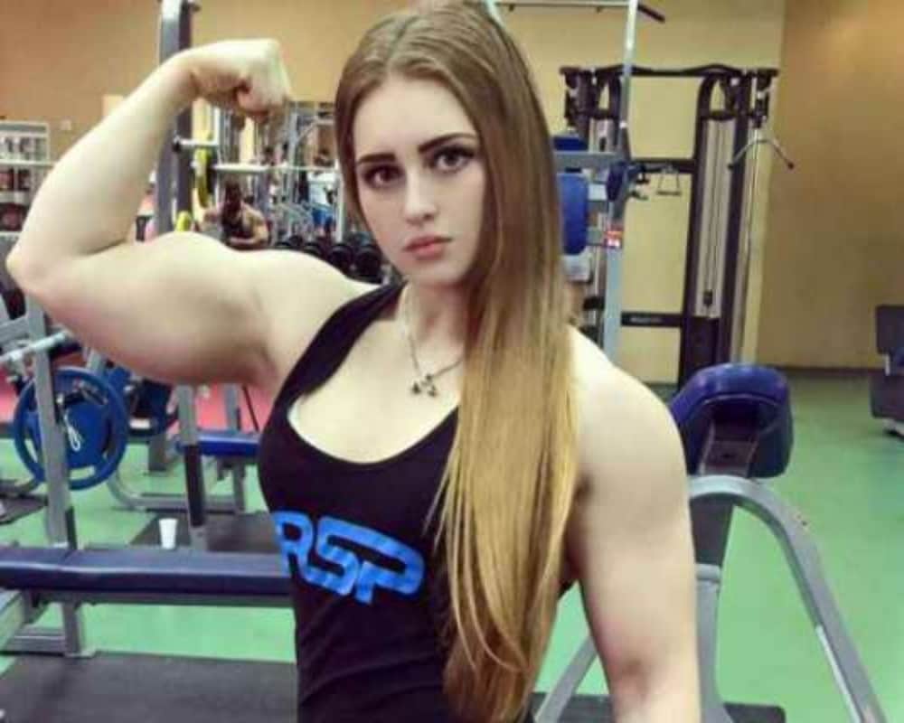The most glamorous bodybuilder Muscle Barbie Julia Vins pictures will surely take your heart