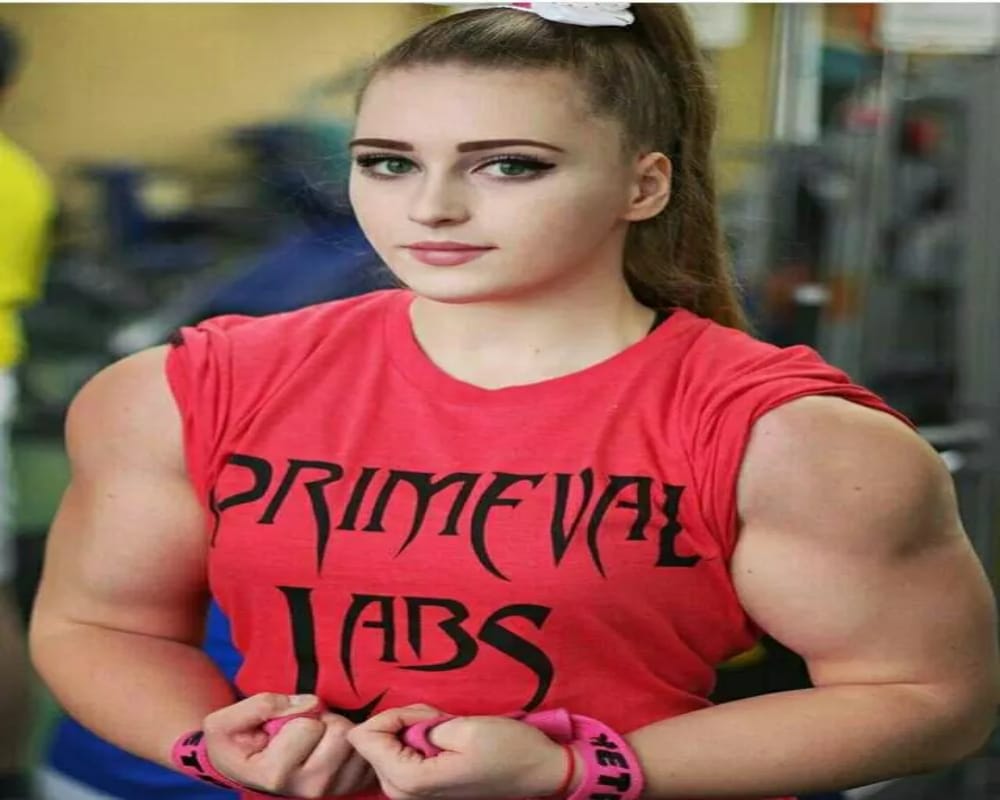 The most glamorous bodybuilder Muscle Barbie Julia Vins pictures will surely take your heart