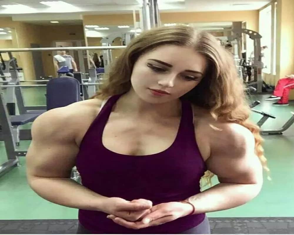 The most glamorous bodybuilder Muscle Barbie Julia Vins pictures will surely take your heart