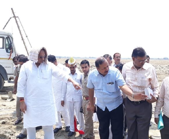 सिंचाई मंत्री ने तरकुलानी रेग्यूलेटर का किया निरीक्षण