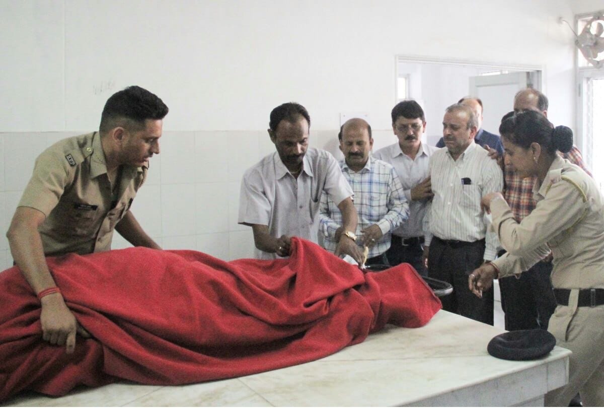 Woman Officer Shot Dead By Hotel Owner In Kasauli