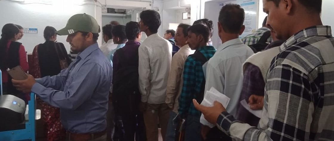 Only two employees for 17 thousand account holders