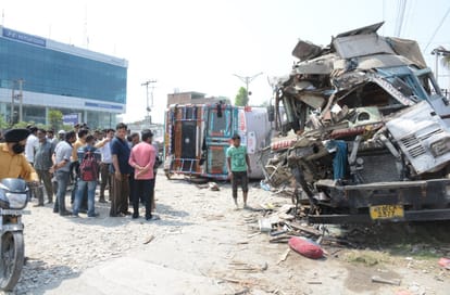 Truck and bus Accident in rishikesh one killed 15 injured