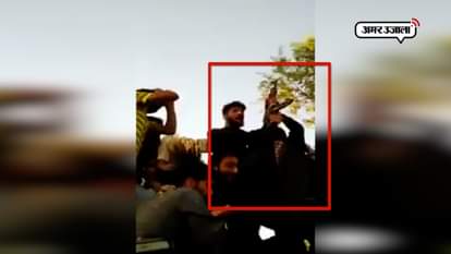 militants took part in hizbul mujahideen terrorist sameer tiger funeral and brandish ak 47