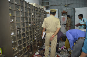 The thief who was present in the bank for five hours