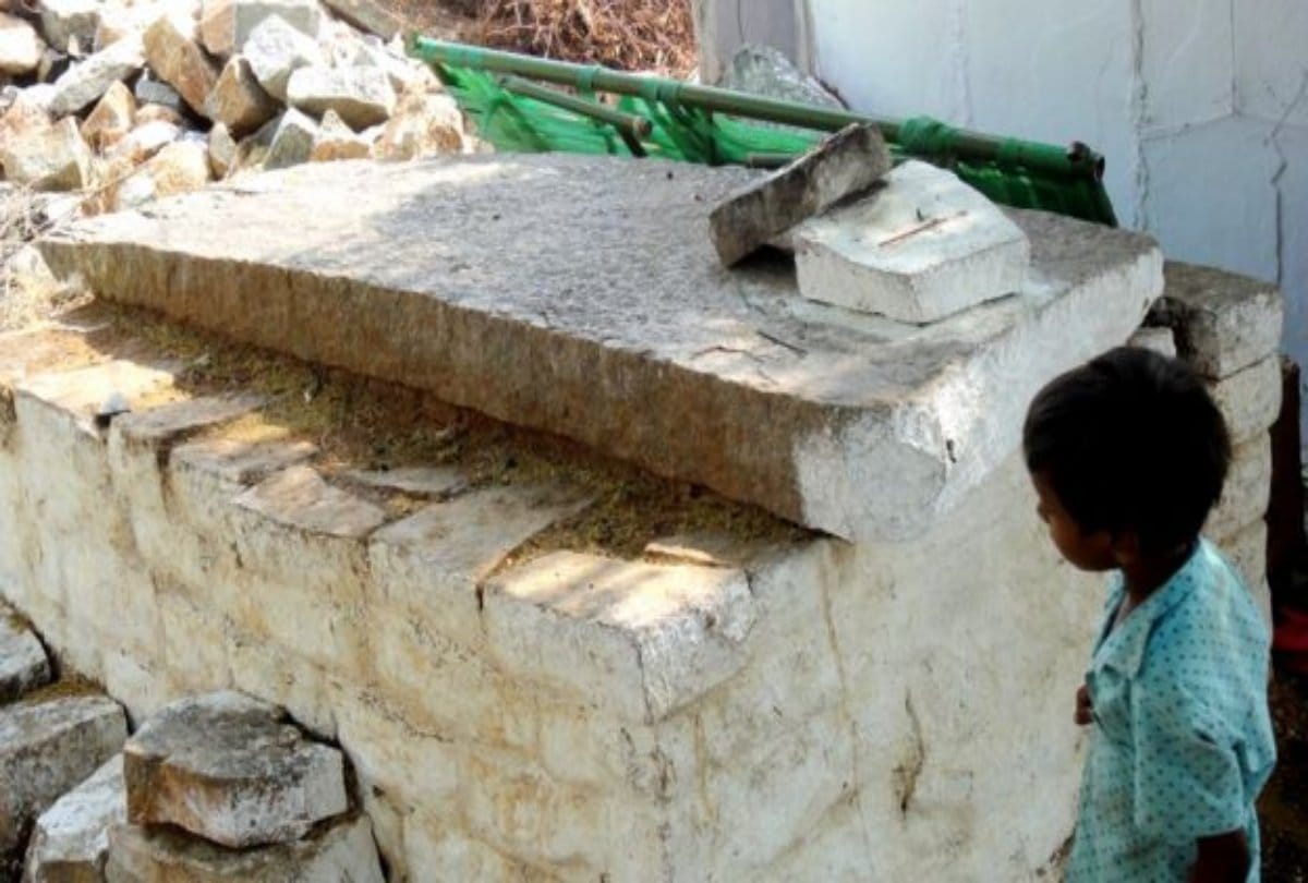 Garave buried in front of every house in this village of Kurnool in Andhra Pradesh