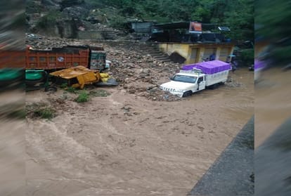 Cloudburst in narayanbagar uttarakhand after heavy rain