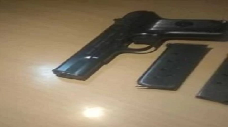 UP: Two smugglers returning from Pakistan with illegal weapons
