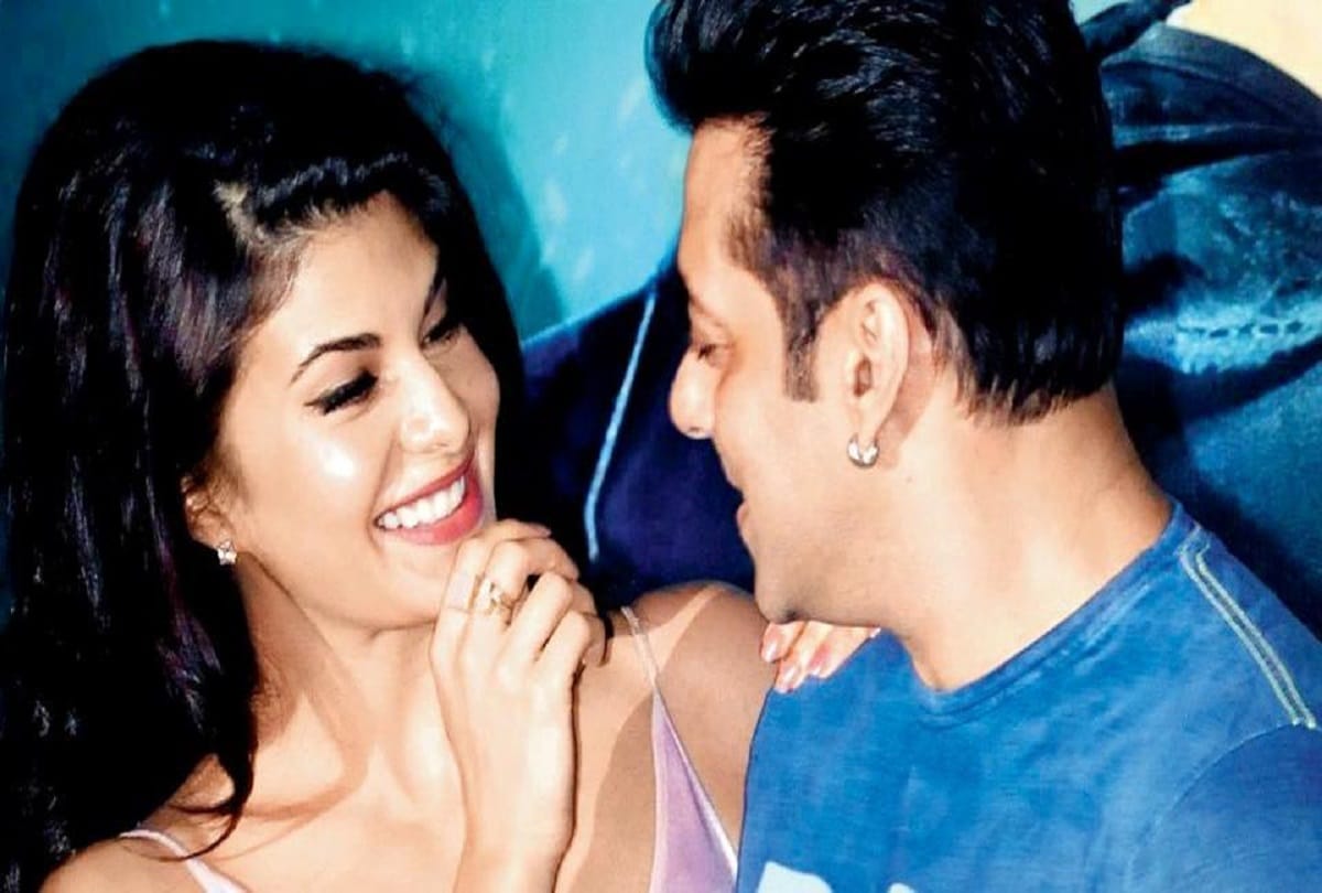 Salman Khan disappoint with Jacqueline Fernandez for approaching Shah Rukh to work
