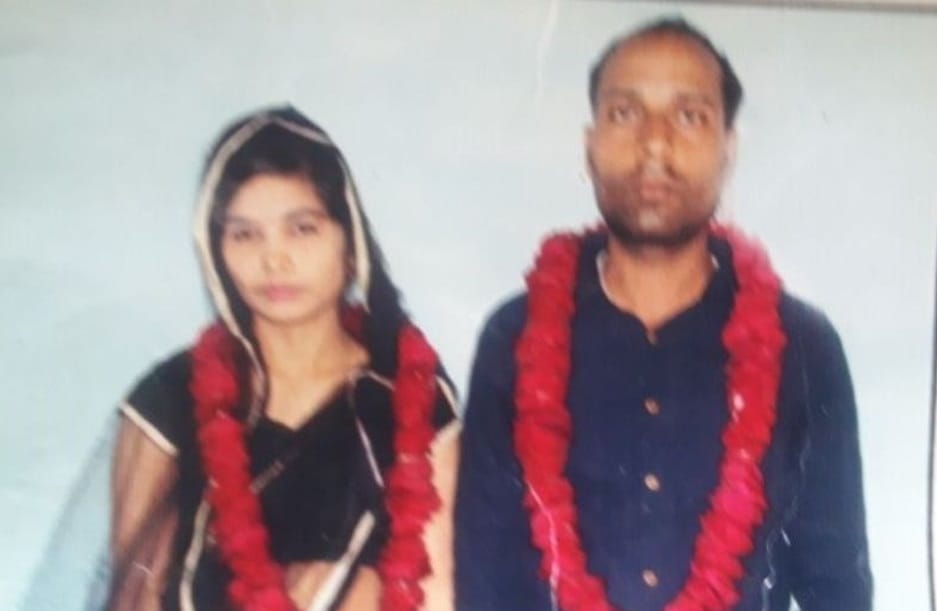 lover couple committed suicide in mathura  