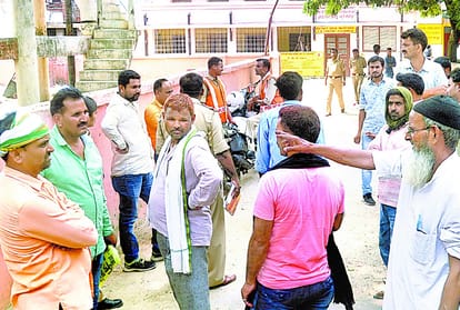 A man's parents have been murdered in sultanpur.