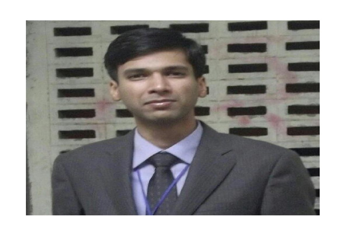 IIT JEE topper demand Rs 5 Crore for damages from FIIT JEE