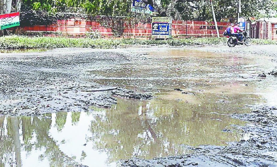 saksham sanstha ne mavaana road badhaali