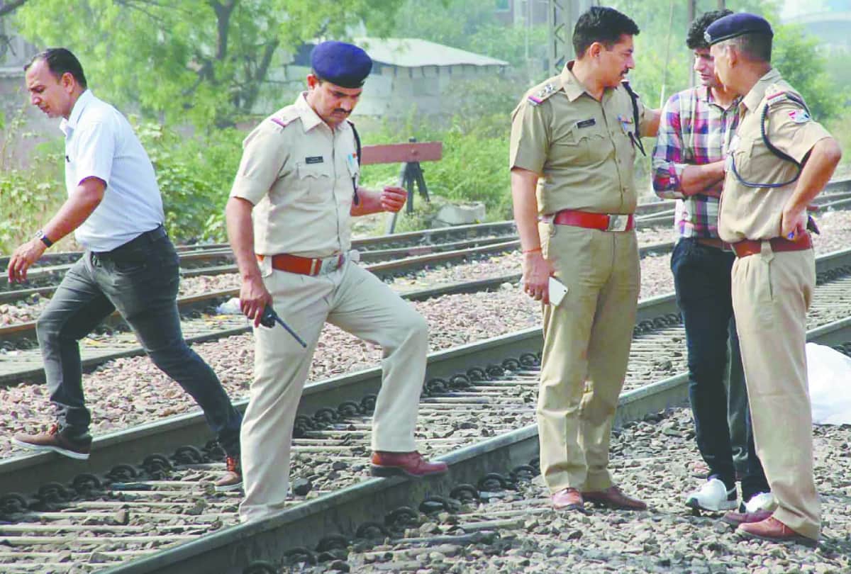 trains pass over rpf jawan dead body found on tracks in pieces in faridabad