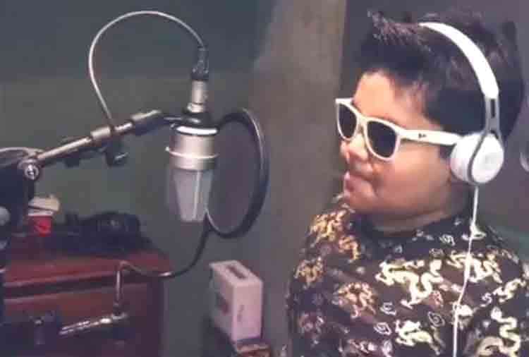 bappi lahiri grandson swastik bansal sing english song people get shocked