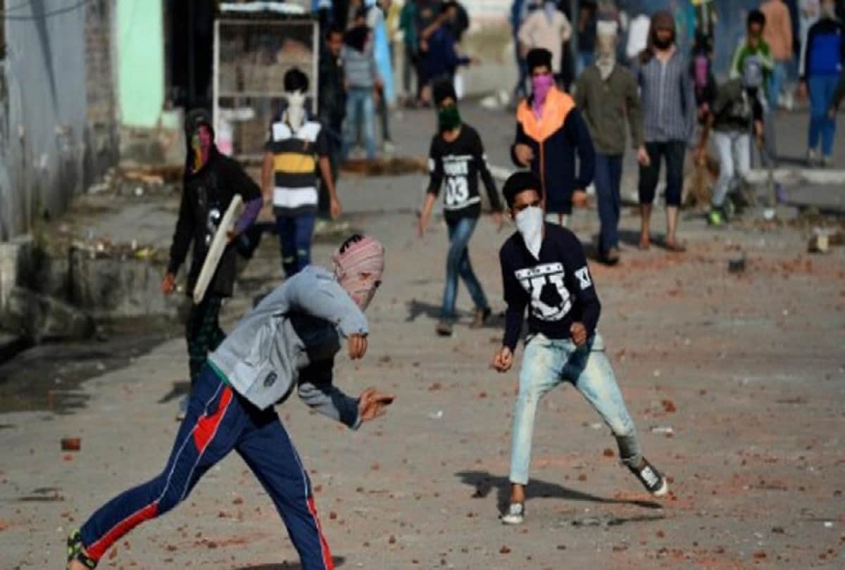 koena mitra Condemnation stone pelters of kashmir