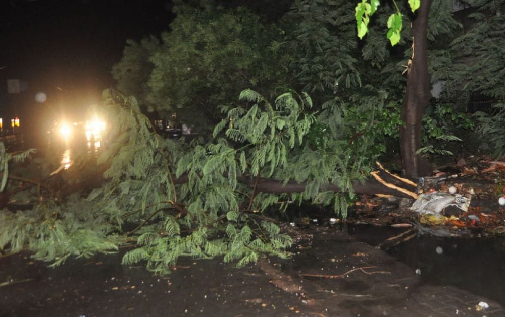 thunderstorms and heavy rains hit Agra