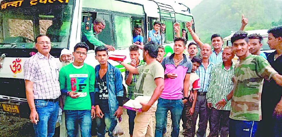 now bus runing in Saraghat-Kunjkumaula route