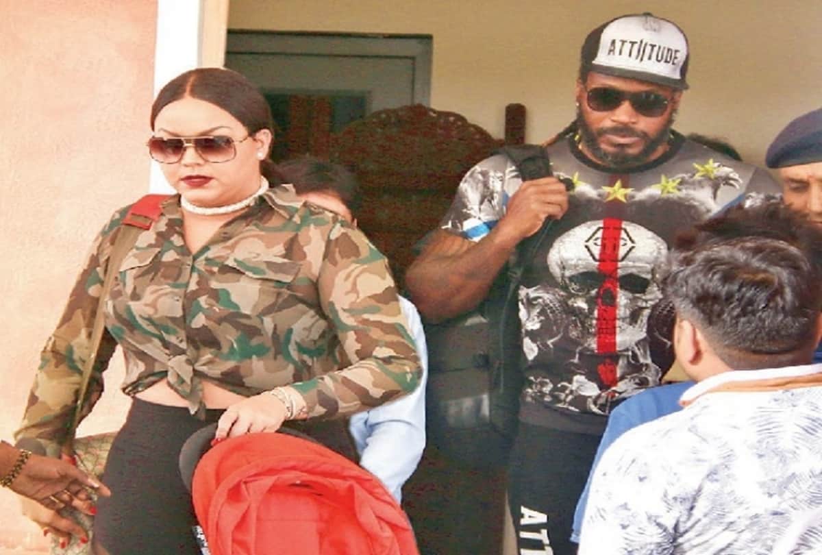 IPL 2018: Kings Xi Punjab player Chris Gayle reached Indore with wife for match against MI