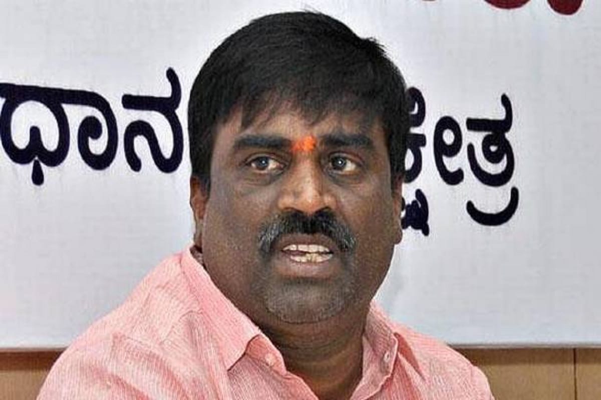 Karnataka assembly elections: BJP gives weightage to mining mafia reddy brothers and B Sriramulu