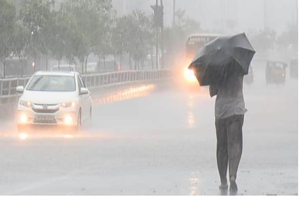 Heavy Rain in Hyderabad-Telangana, many roads logged by water