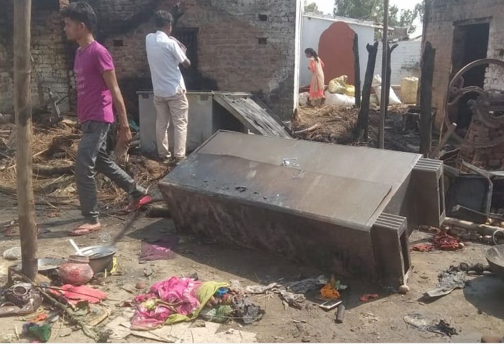 Fire caught house during marriage in uttarakhand  
