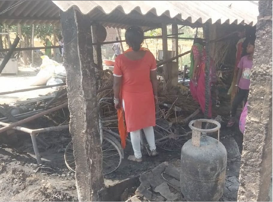 Fire caught house during marriage in uttarakhand  