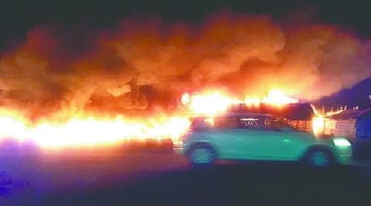 A thousand huts were burnt in Meerut, loss of millions of rupees