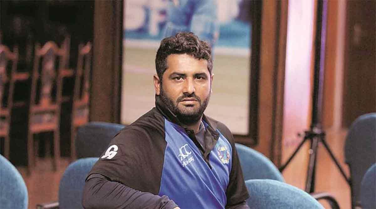 mohammad shahzad can sacrifice sleep to watch ms dhoni batting