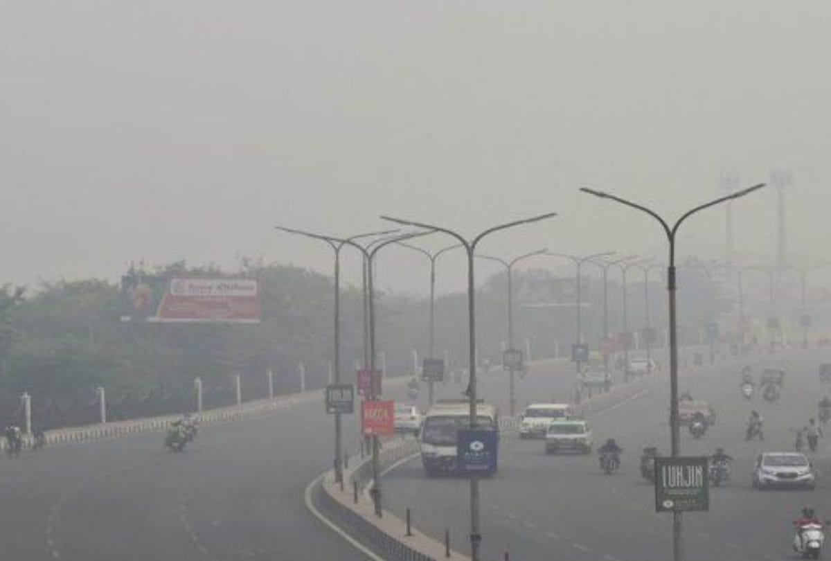 Air pollution on dangerous level in Lucknow.