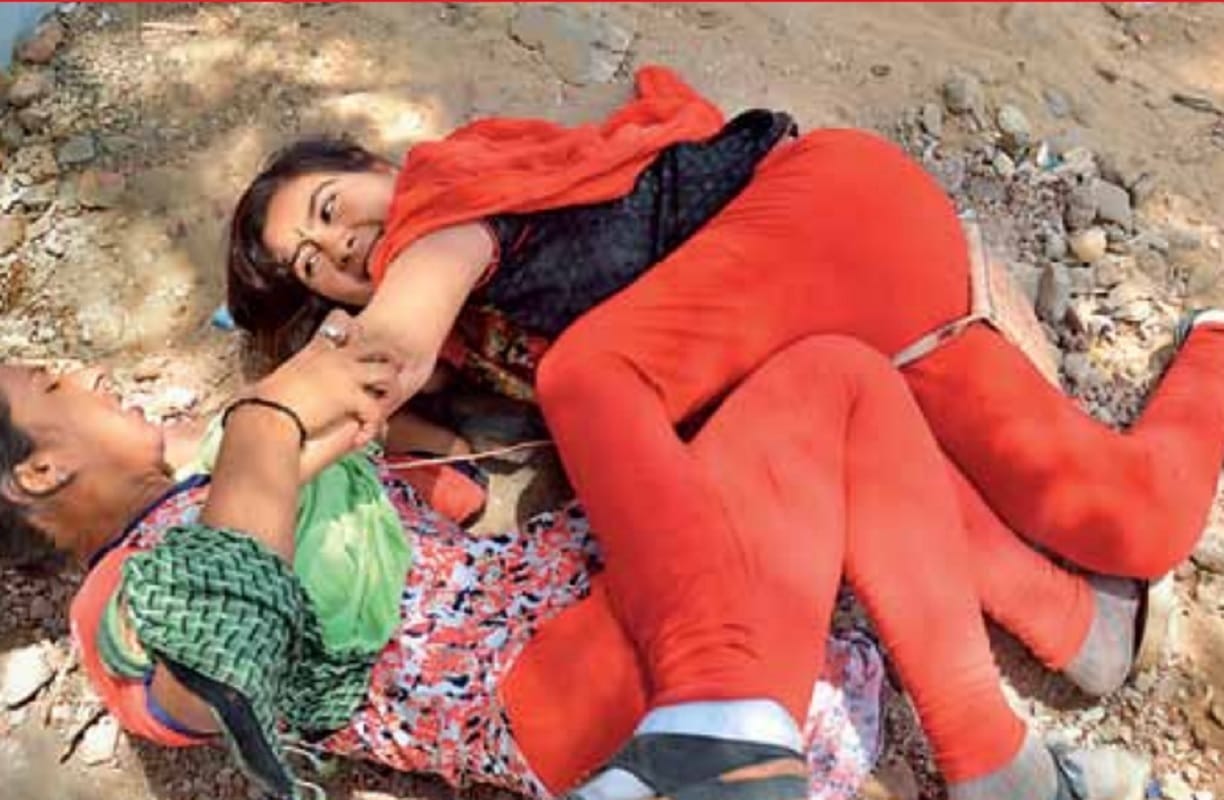 Rajasthan: quarrel between a woman lawyer and a Munshi in the Collectorate campus of Ajmer