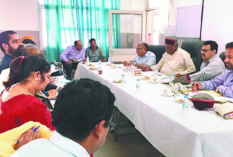 पांवटा अस्पताल में 700 में मिलेगा निजी कमरा