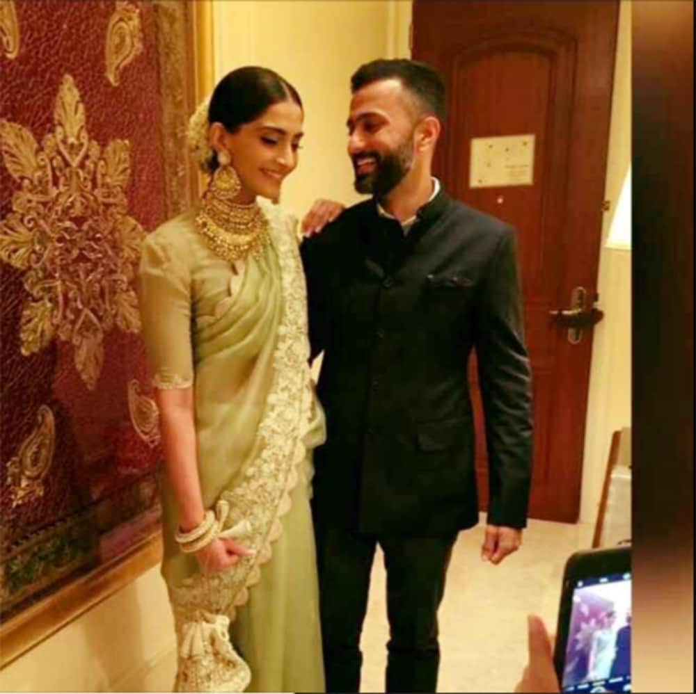 ‪‪Sonam Kapoor‬ will walk the Cannes red carpet without beau Anand Ahuja