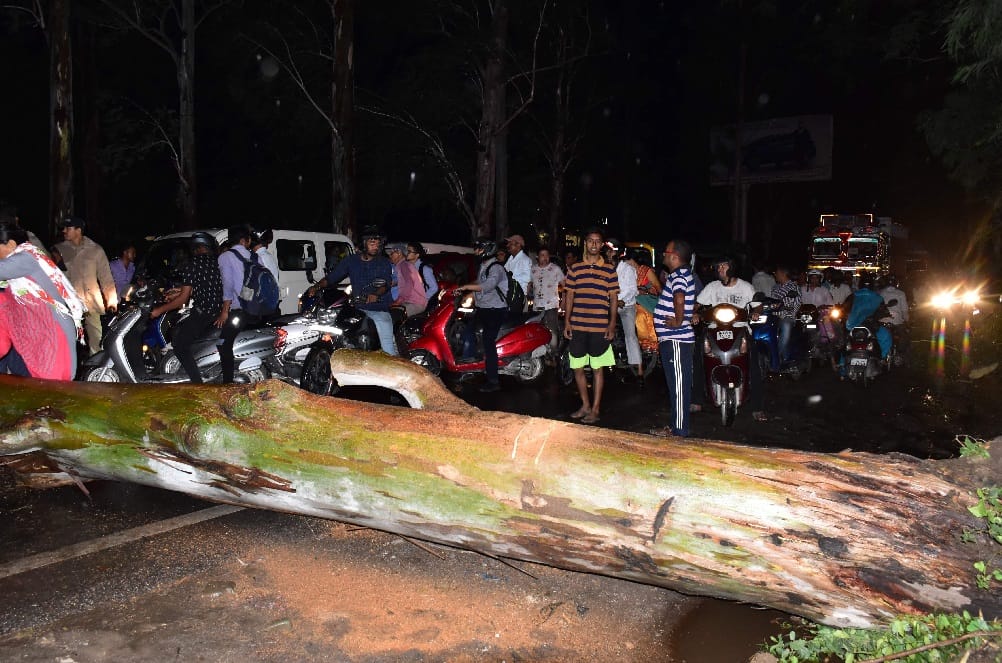 Five people death during storm in uttarakhand