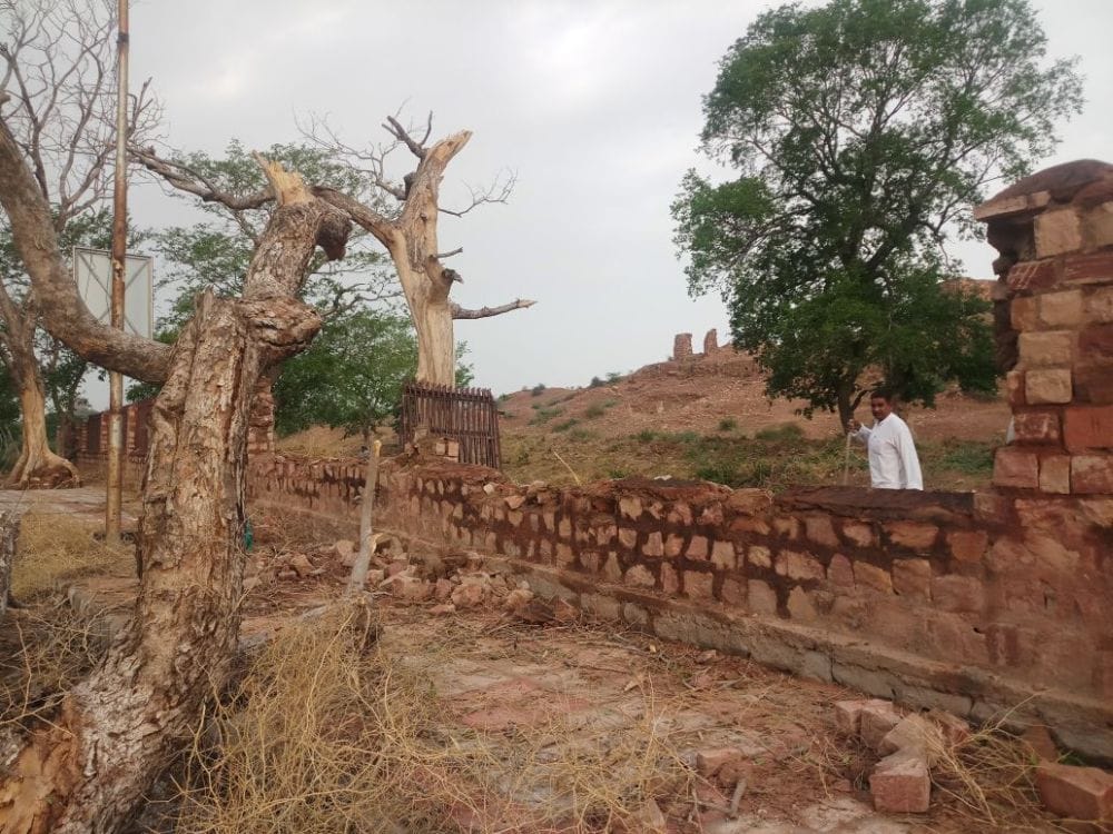 agra destruction in braj due to storm 