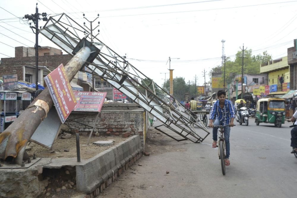agra destruction in braj due to storm 