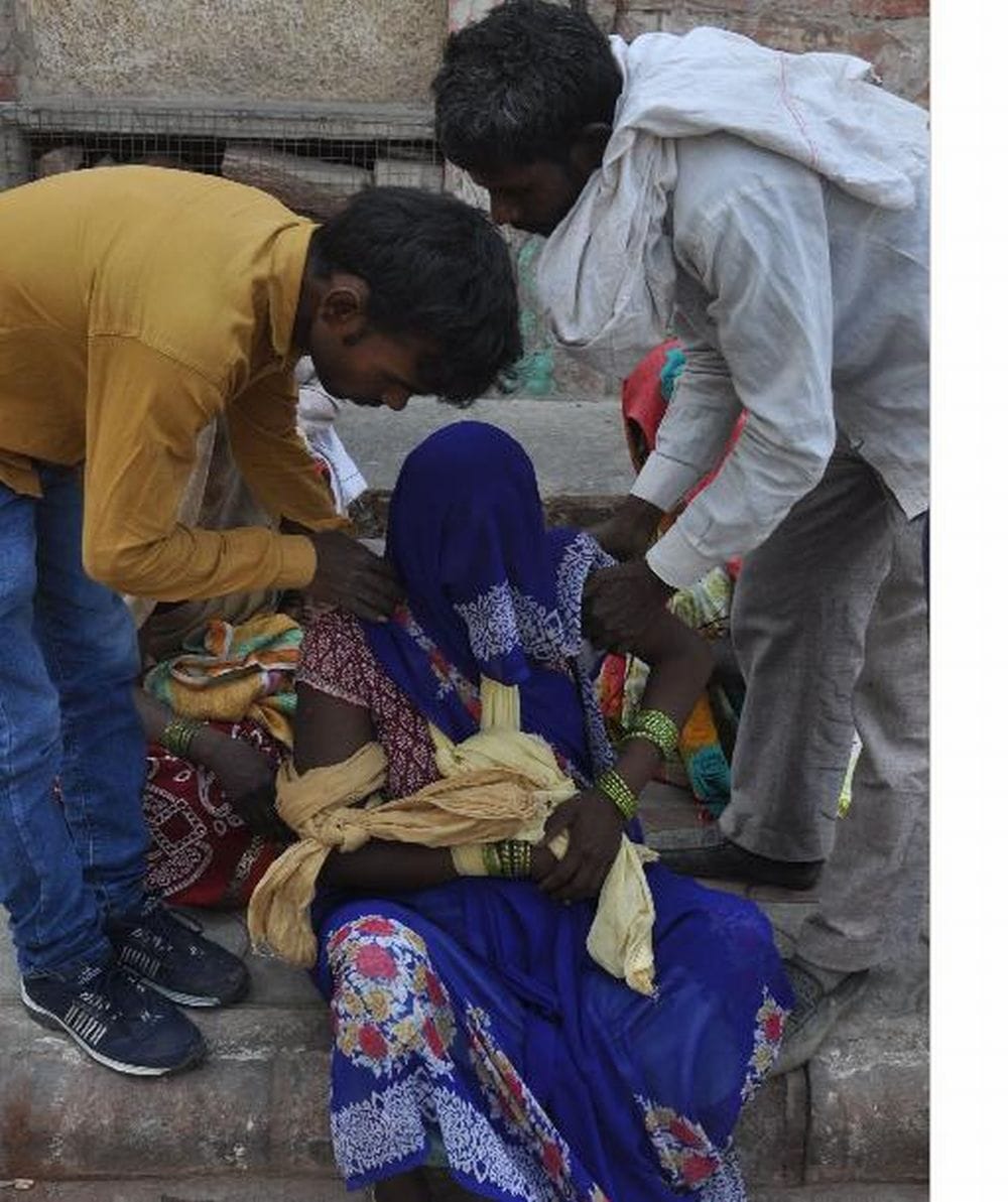 agra victim's family killed in storm 