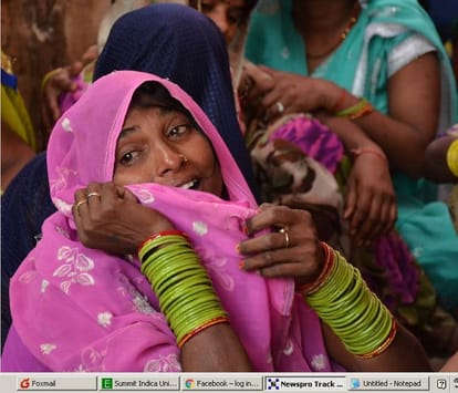 agra victim's family killed in storm 