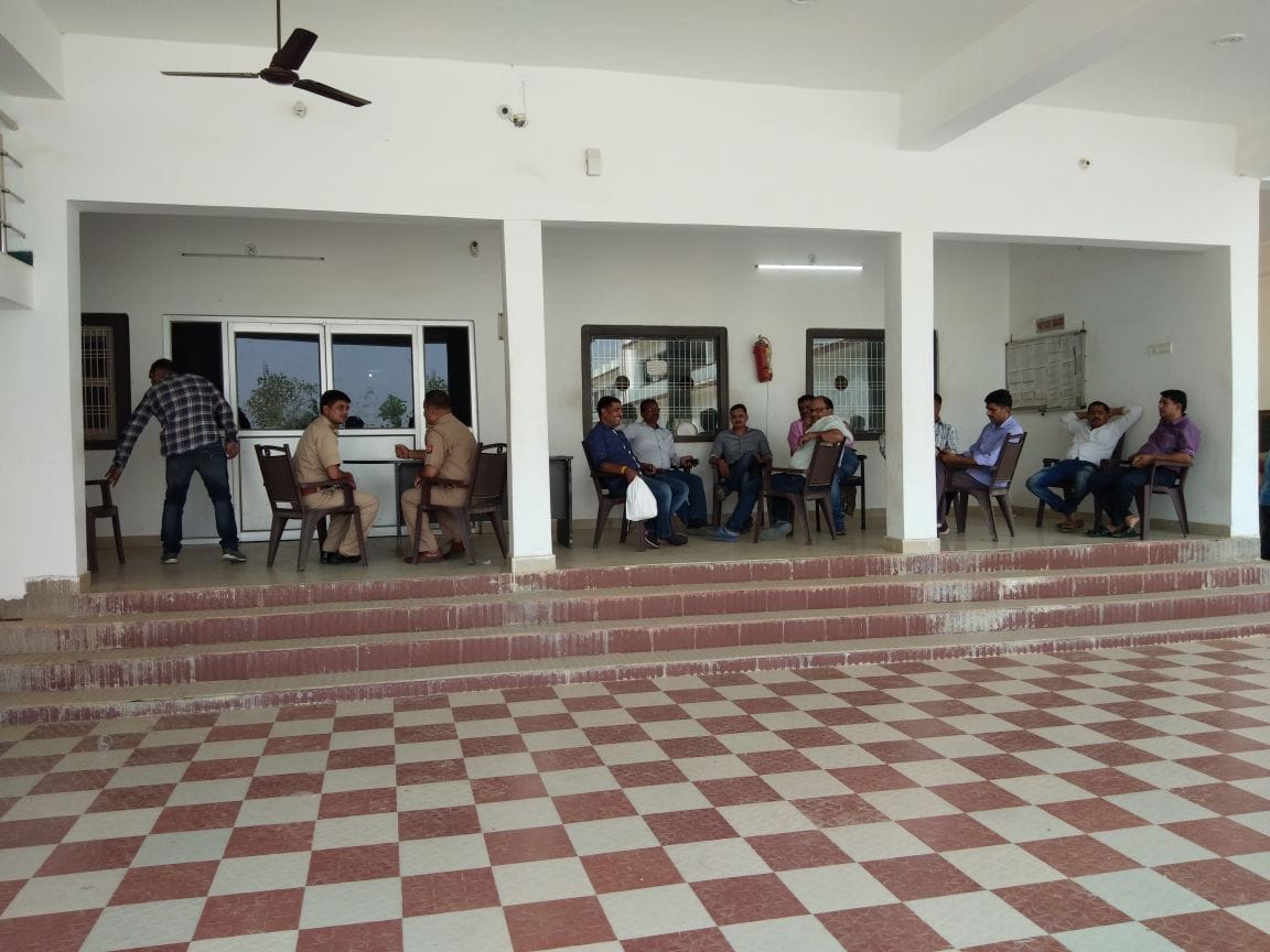 एसटीएफ के बुने जाल में फंस गए दोनों प्राचार्य