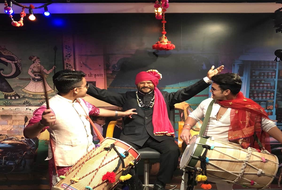 Sonam Kapoor Wedding Anil Kapoor Wax Statute At Madame Tussauds Restyled With Traditional Outfit