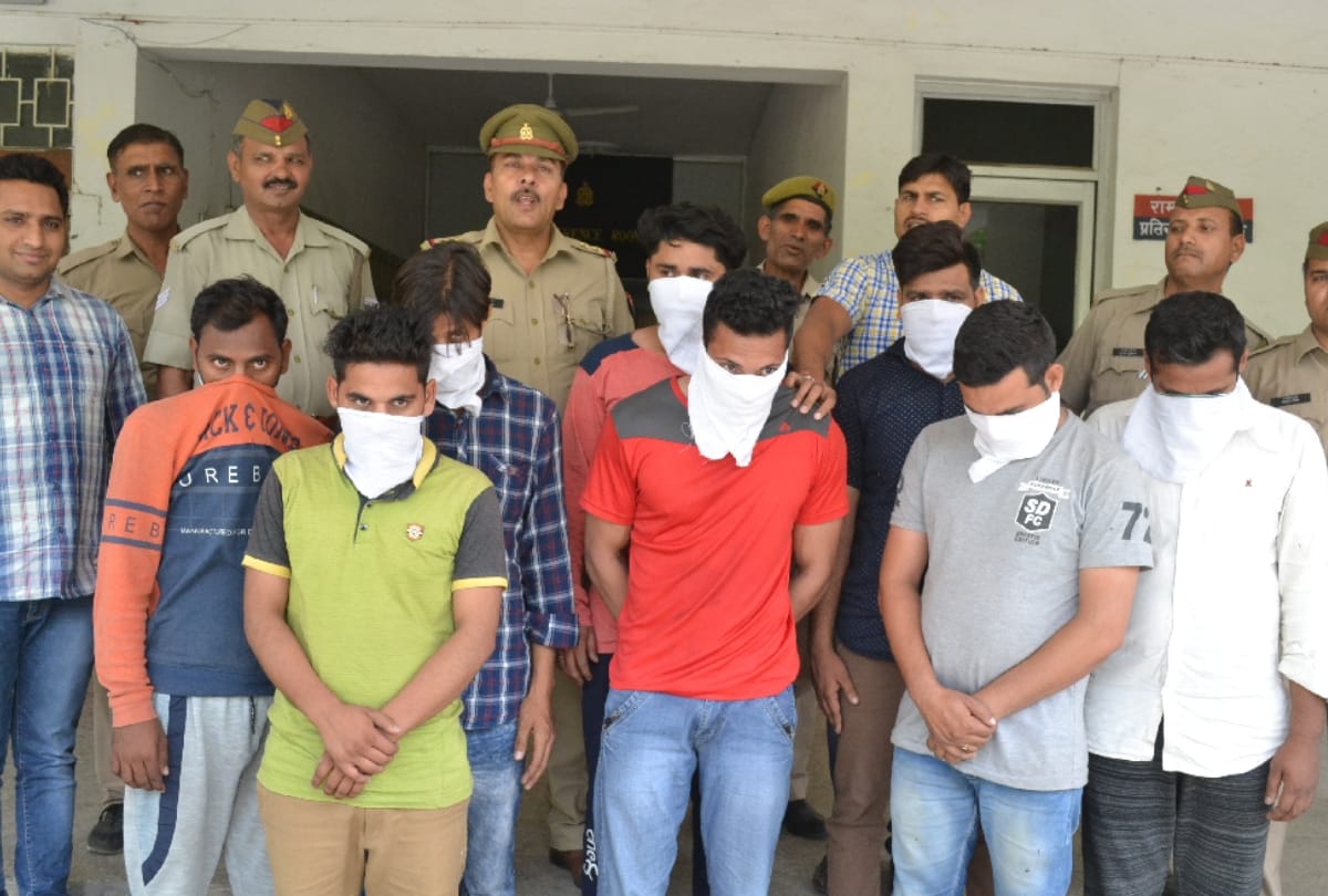 assistant professor use to betting in ipl matches caught with 15 in ghaziabad