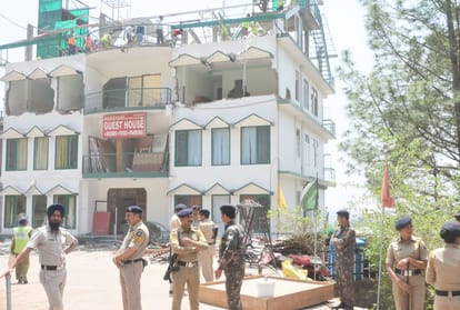 officers are feared after kasauli assistant town planner murder case