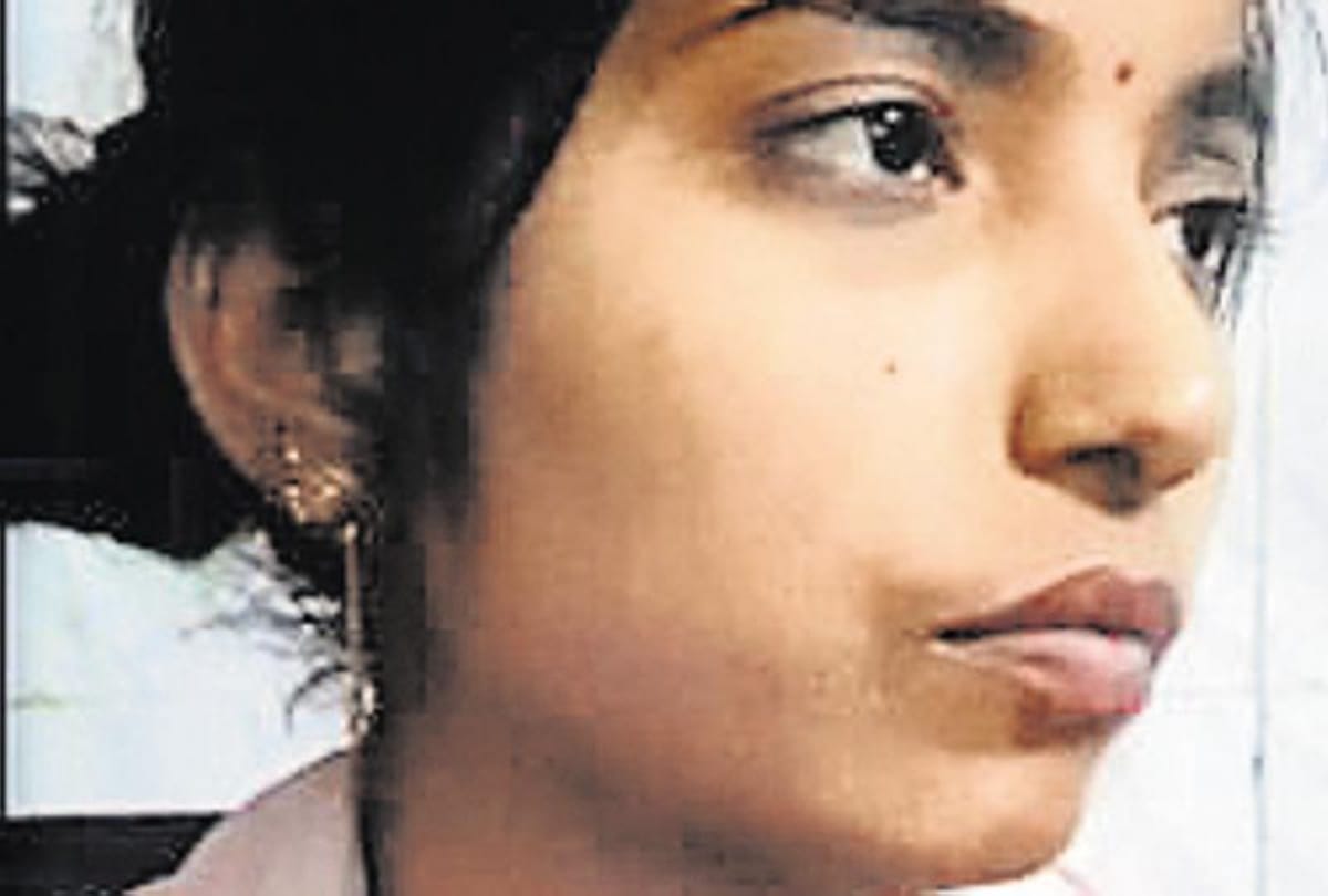 when lady came to home after her cremation at noida ,everyone scared of fear 