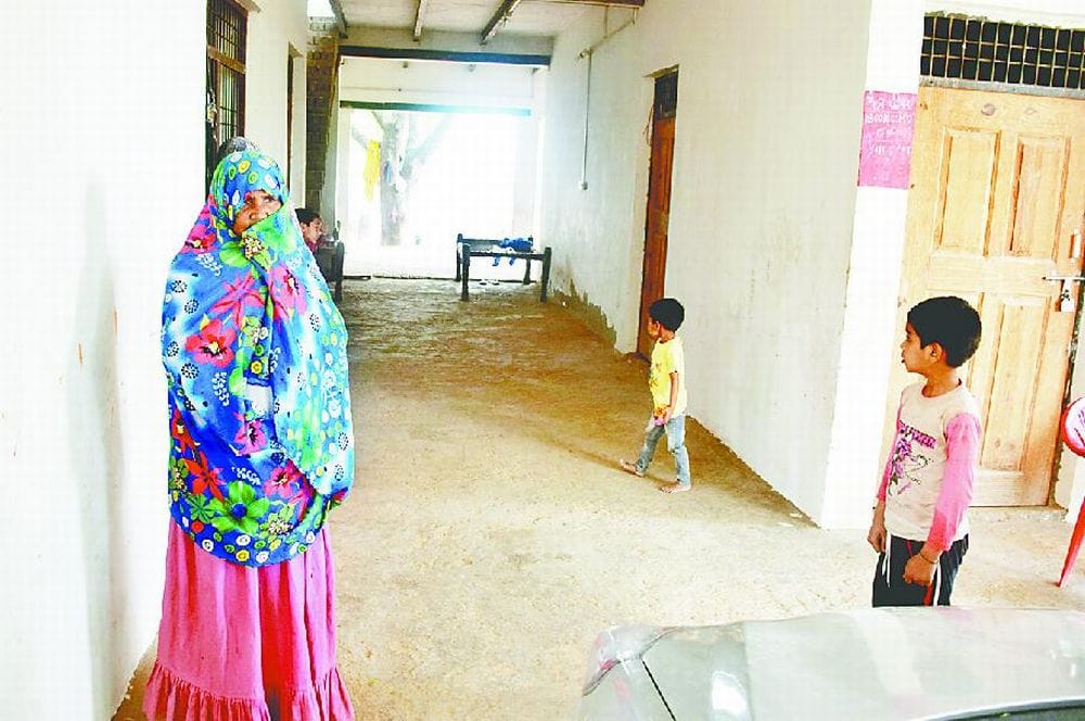 Men leave the village due to fear of police in vrindavan 